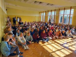 Rok szkolny 2025-2026 - 07. Spotkanie z policjantem